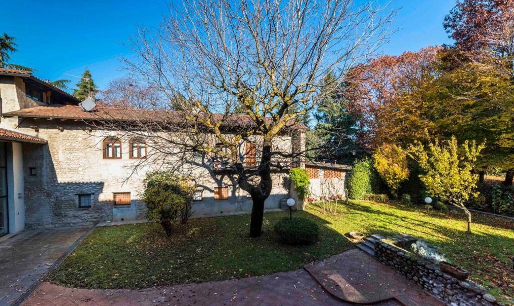 Rustico Brembate Di Sopra In Brembate Di Sopra, Lombardy, Italy For