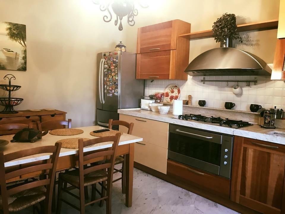 Villa in Avenza, Marina di Carrara, Tuscany 2 - 12323366