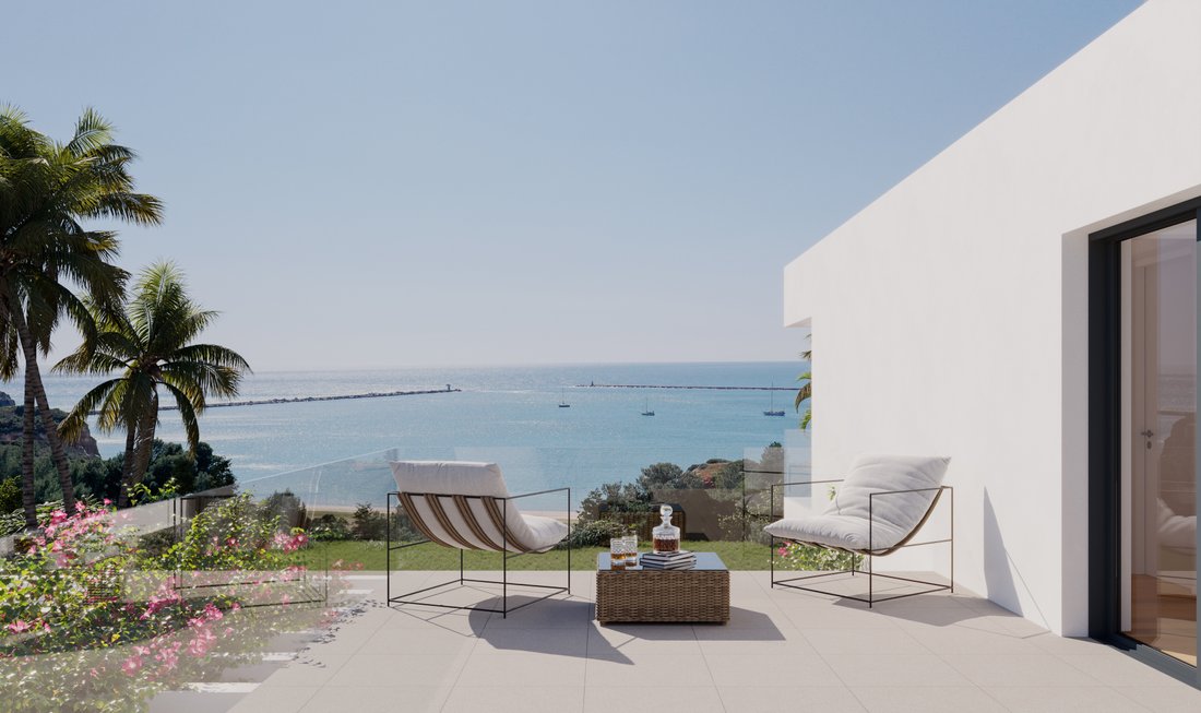 New! Exclusive 5 Bedroom Private Villa With Sea In Ferragudo, Algarve