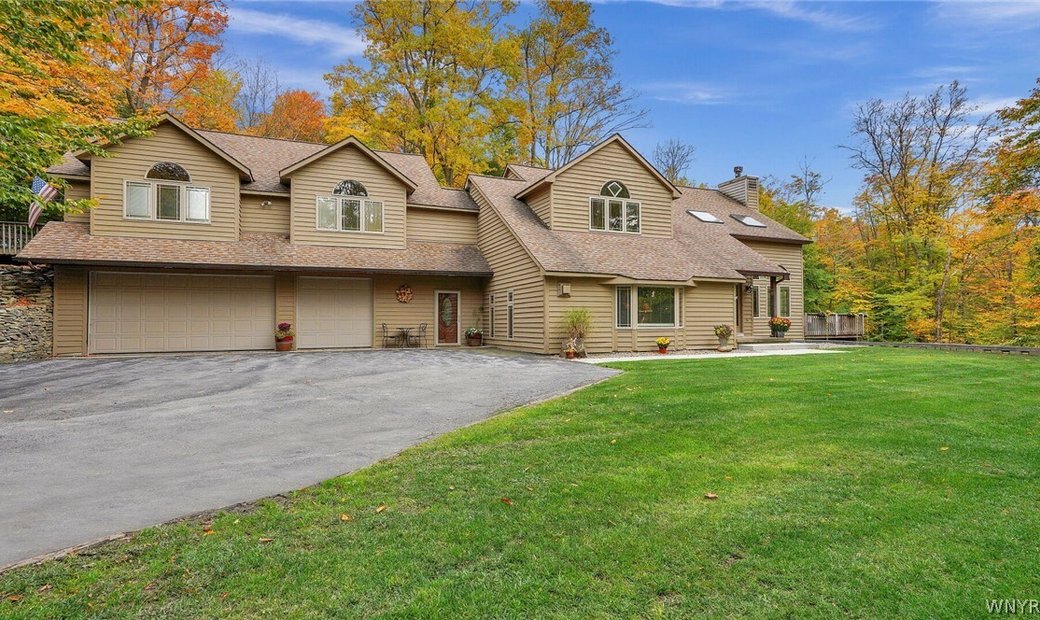13865 Centerline Road, Wales, Ny, 14145 In South Wales, New York