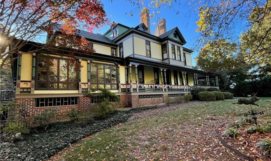 Single Family For Sale In Hague In Hague, Virginia, United States For