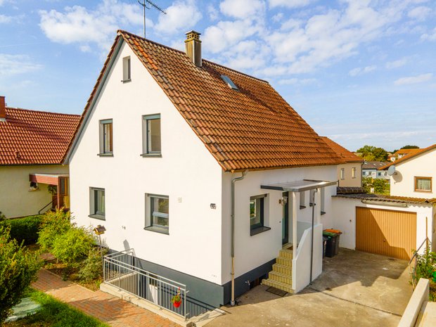 Luxury houses for sale in Dagersheim, Böblingen, Baden-Württemberg ...