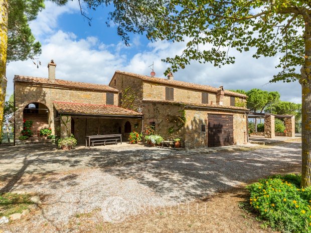 Luxury Hilltop Homes For Sale In Pienza, Tuscany, Italy 