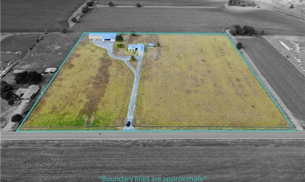 4 Bedrooms Farm/Ranch In Beyersville, Texas, United States For Sale