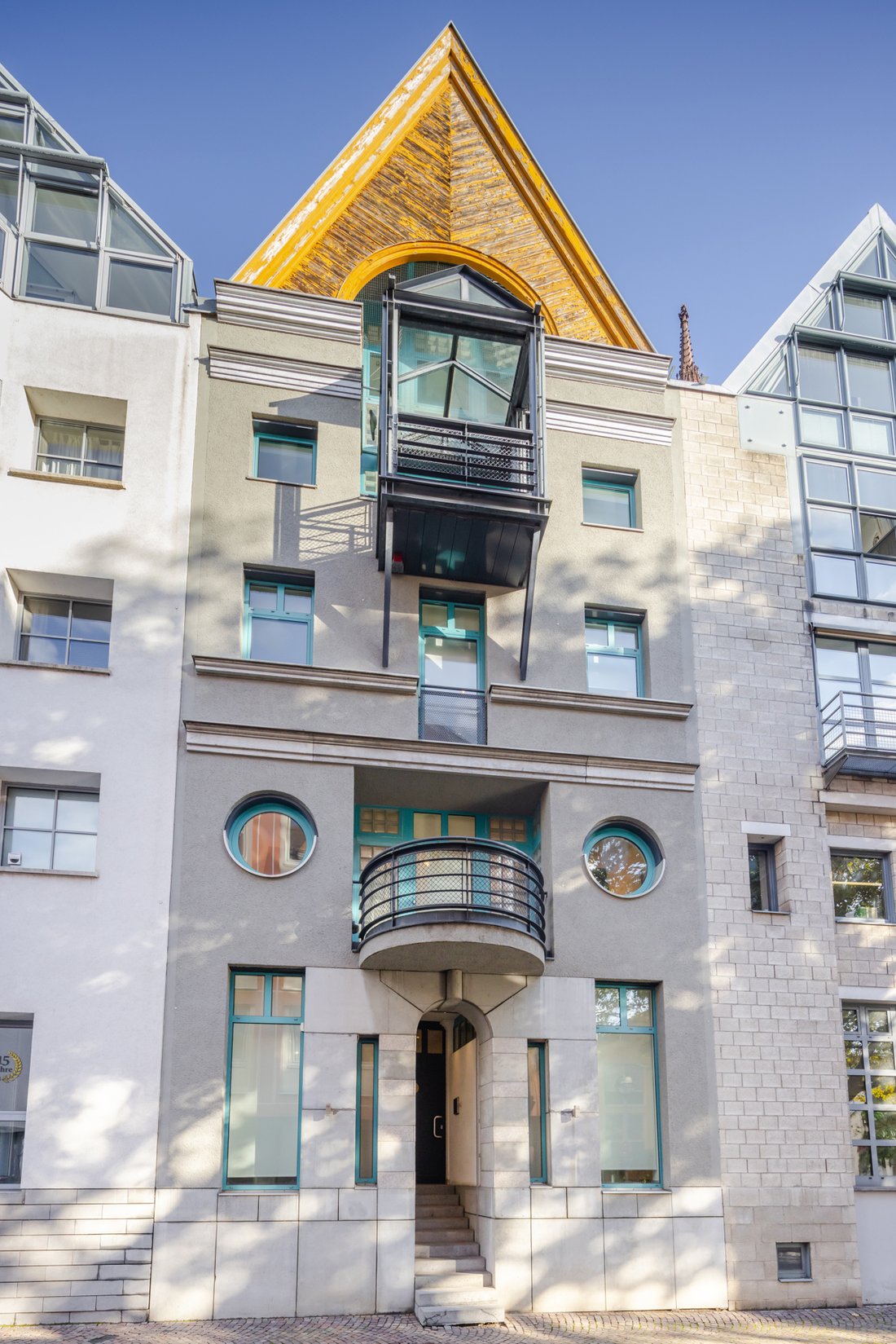 Townhouse In Postmodern Style With In Frankfurt Am Main, Hessen