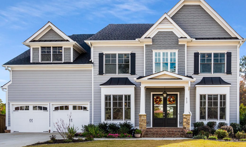 Four Years Young Craftsman Home On Full In Smyrna, United