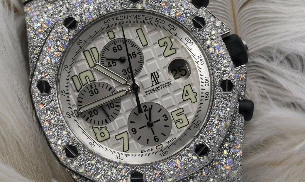 Audemars Piguet Royal Oak Offshore Chronograph 25721ST.OO.1000ST.09 SS Automatic Full Iced Out Watch