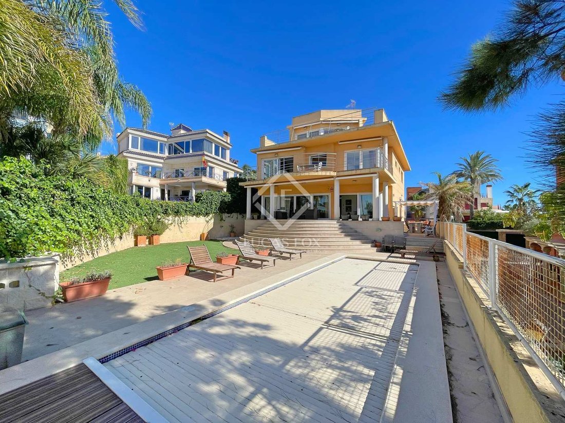 Alicante House / Villa In Alicante, Valencian Community, Spain For Sale