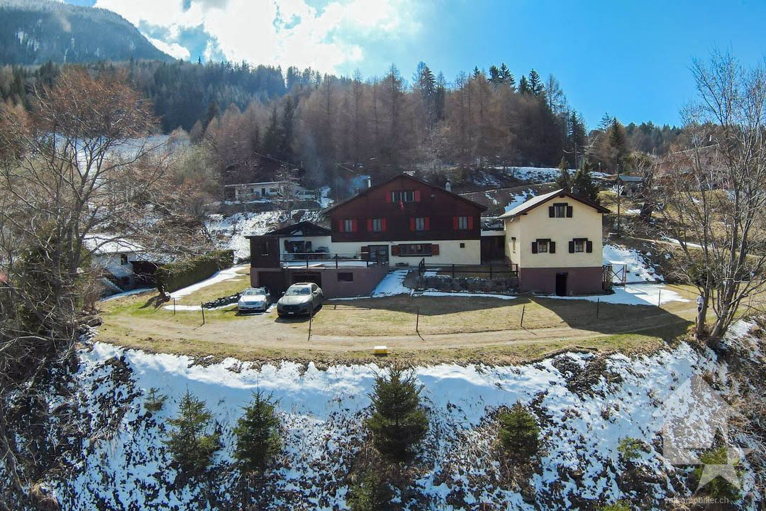 House in Saxon, Valais, Switzerland 1 - 12331383
