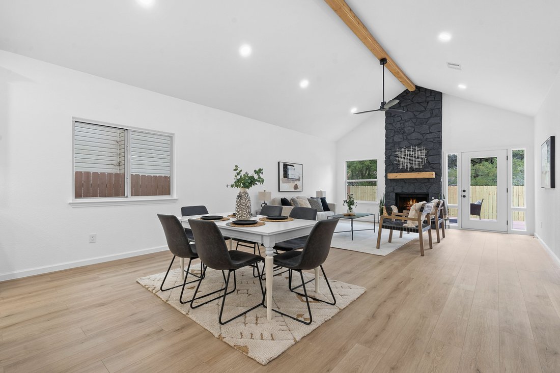 Beautifully Re Crafted Single Story In Maple In Austin, Texas, United