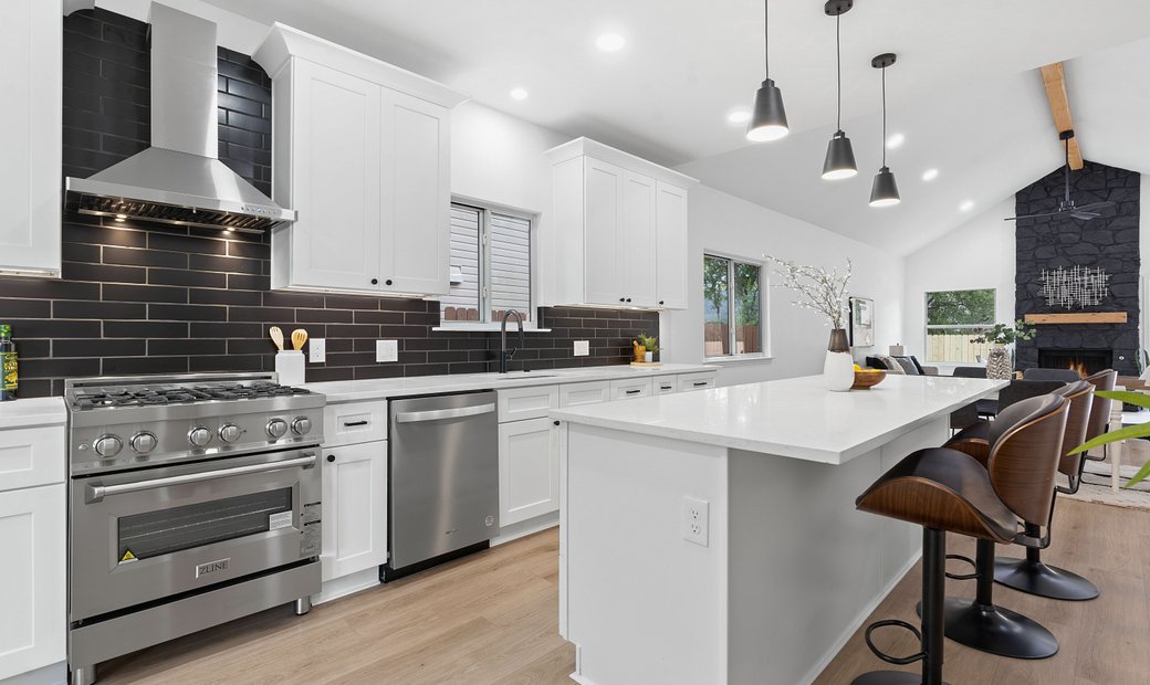 Beautifully Re Crafted Single Story In Maple In Austin, Texas, United