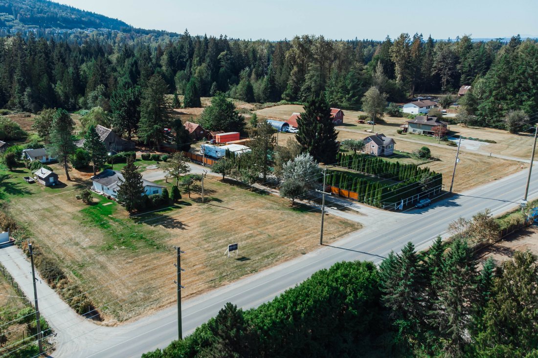 Maple Ridge Acreage In Maple Ridge, British Columbia, Canada For Sale