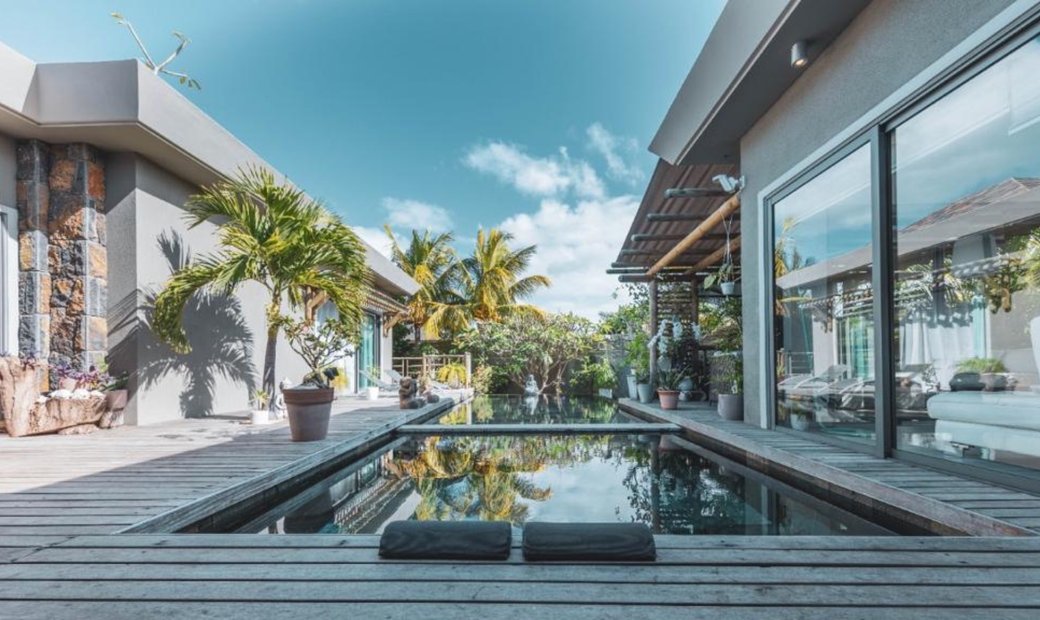 Exquisite Furnished Modern Res In Tamarin, Rivière Noire District, Mauritius For Sale (12336549)