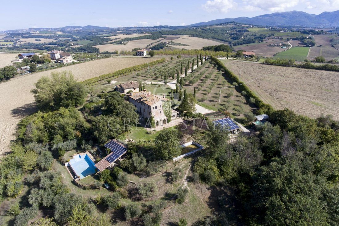 Tenuta a Todi, Umbria, Italia 5 - 11274256