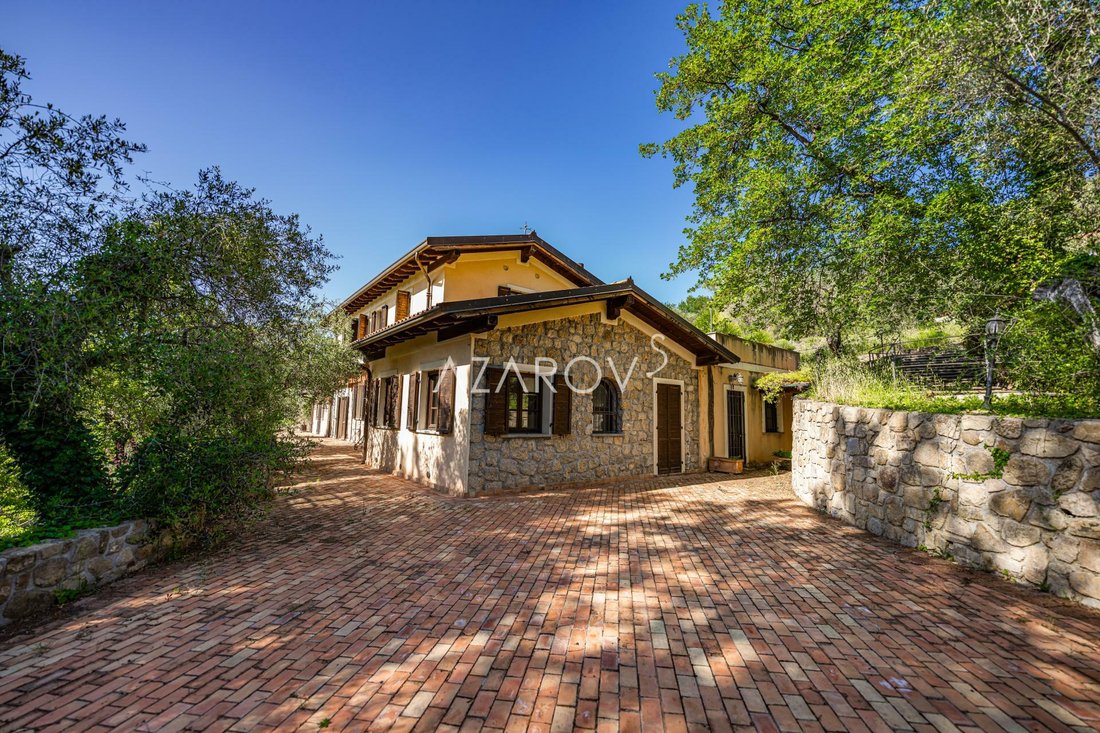 Villa In Camporosso In Camporosso, Liguria, Italy For Sale (12338371)