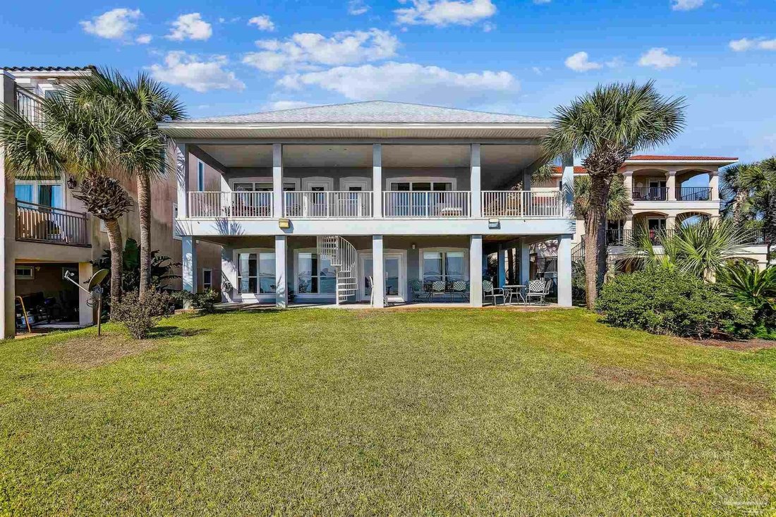 Spacious Waterfront Home With Private In Gulf Breeze, Florida, United