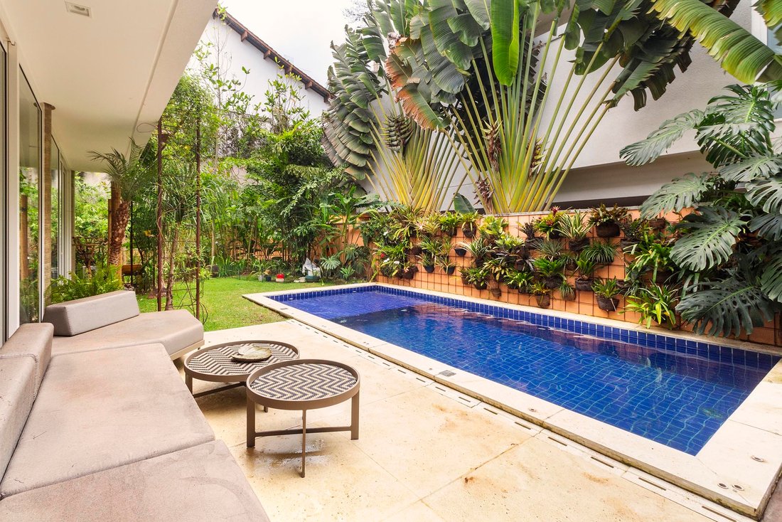 House in São Paulo, State of São Paulo, Brazil 1 - 12339131