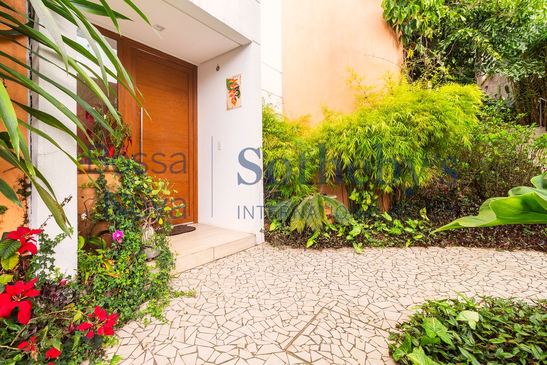 House in São Paulo, State of São Paulo, Brazil 2 - 12339131