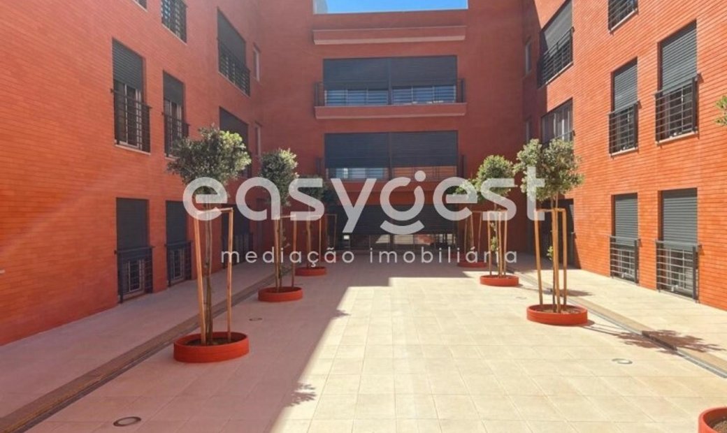New 3 Bedroom Apartment In Vigias Do Tejo In Marvila, In Lisboa