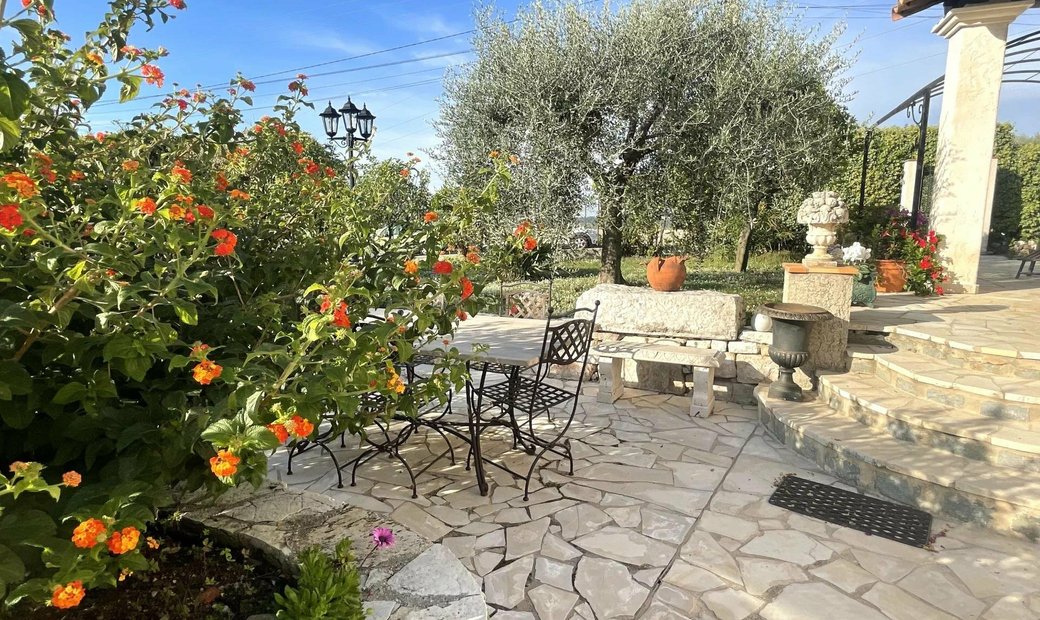 Beautiful Provencal Villa With Outbuilding In Nice France For Sale