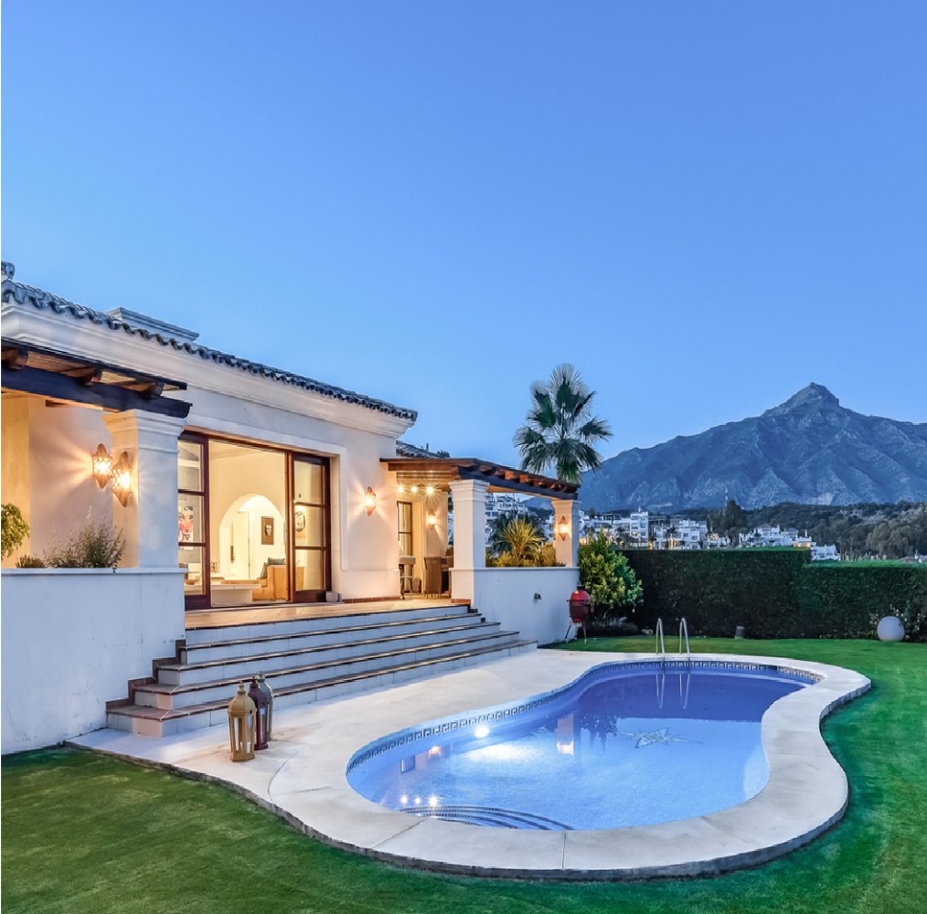 Villa in Nueva Andalucia, Marbella, Spain 1 - 12339656