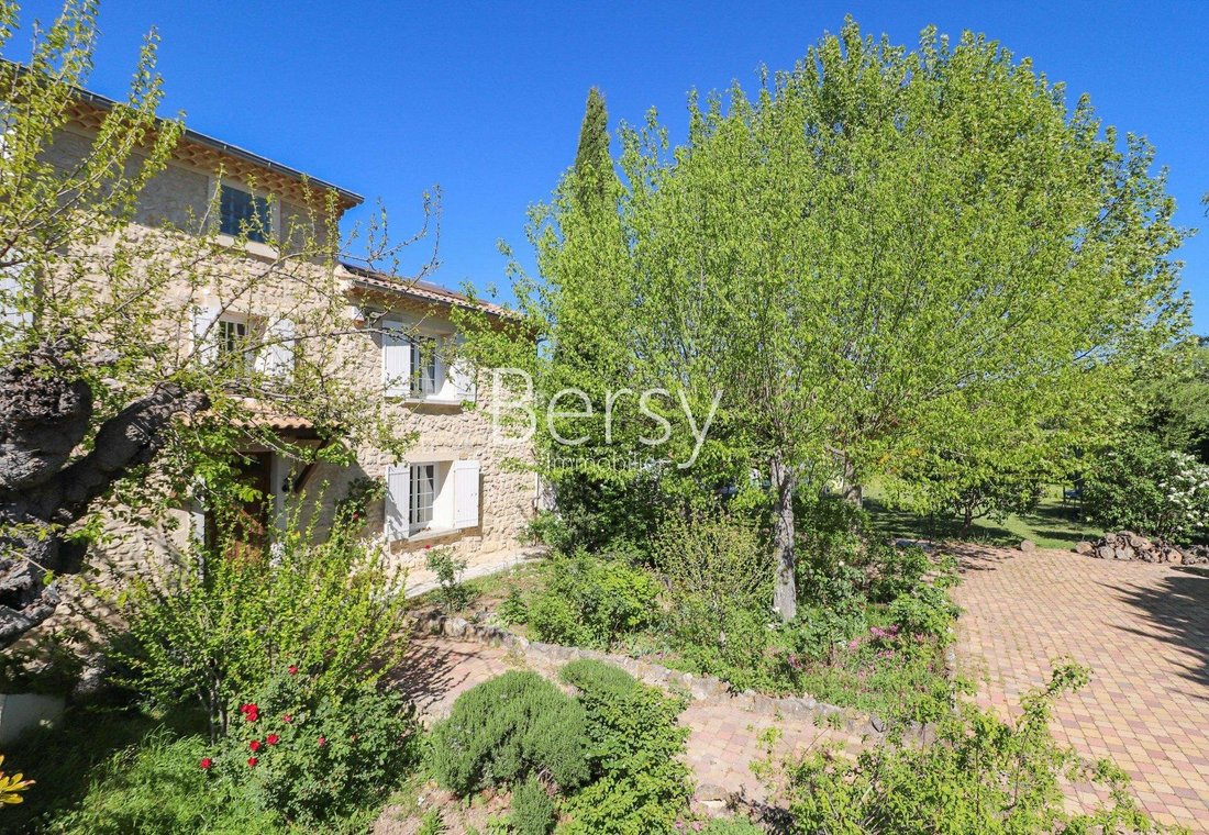 Bédoin House In Bédoin, Provence Alpes Côte D'azur, France For Sale