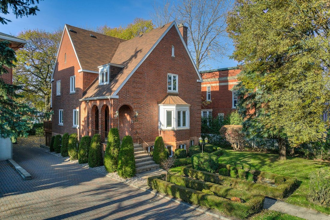Montréal (Outremont), Qc In Montréal, Québec, Kanada Zu Verkaufen