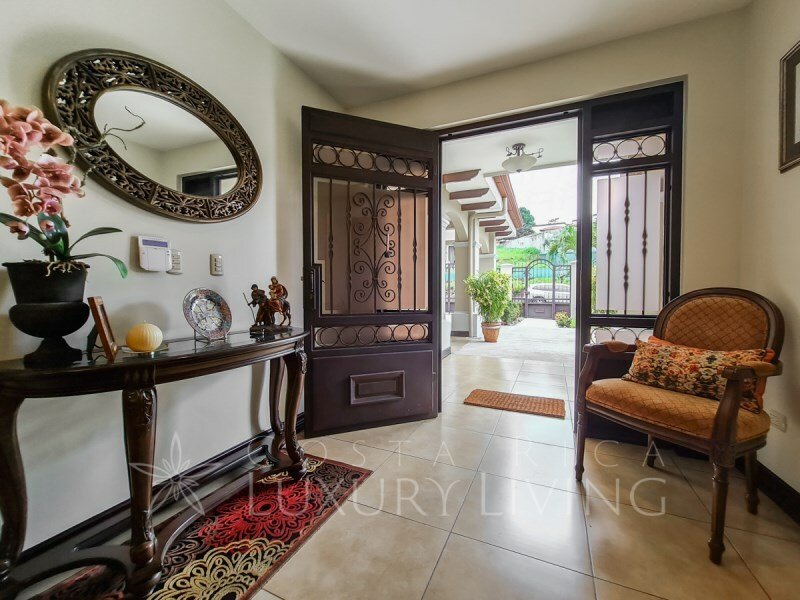 19797 House With Large Garden For Sale In Heredia In Belén, Costa Rica