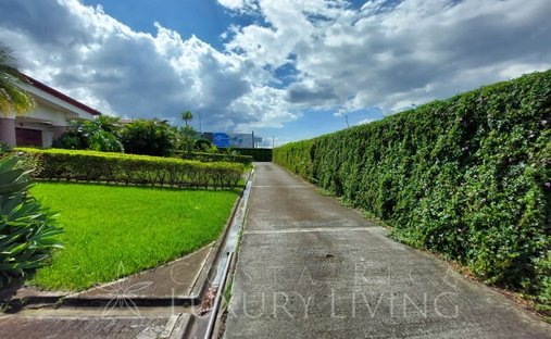 Land in Santa Ana, San José Province, Costa Rica 1