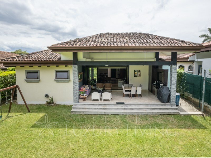 House in Santa Ana, San José Province, Costa Rica 2 - 12342851