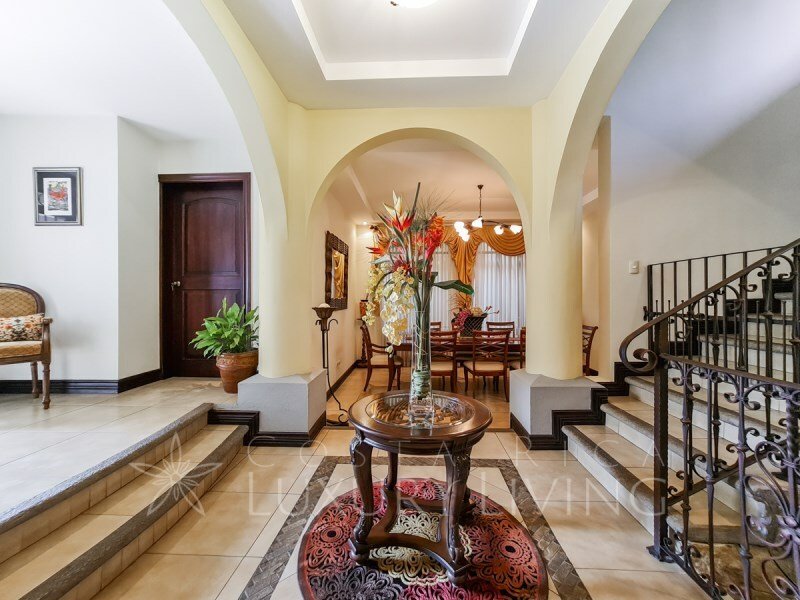 19797 House With Large Garden For Sale In Heredia In Belén, Costa Rica