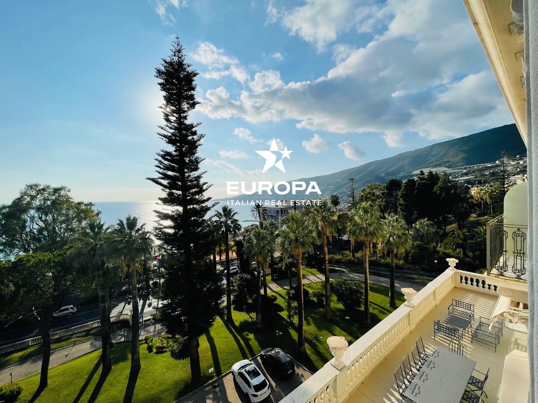 Apartment In Luxury Residence With Pool In Ospedaletti, Liguria, Italy