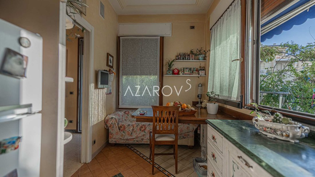 Apartment In Sanremo 140 M2 With A Pond In Sanremo, Liguria, Italy For