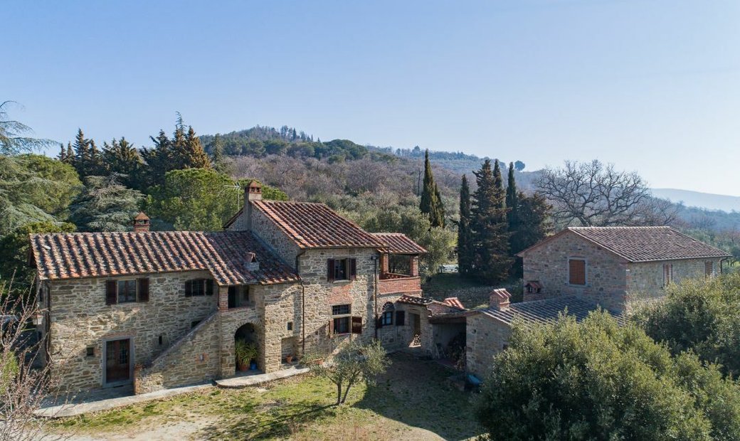 Real Estate Near Cortona Typical In Castiglion Fiorentino, Tuscany