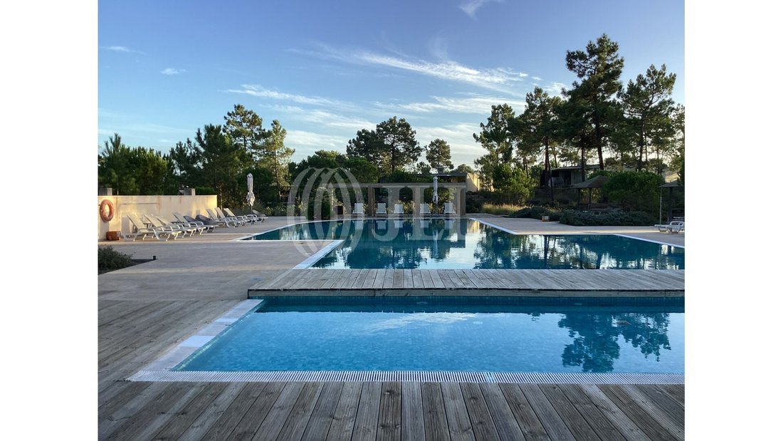 3 Bedroom Villa With Terrace, In Pestana In Costa De Galé, Setubal