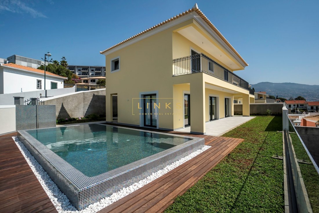 Villa in Funchal, Madeira, Portugal 1 - 12293722
