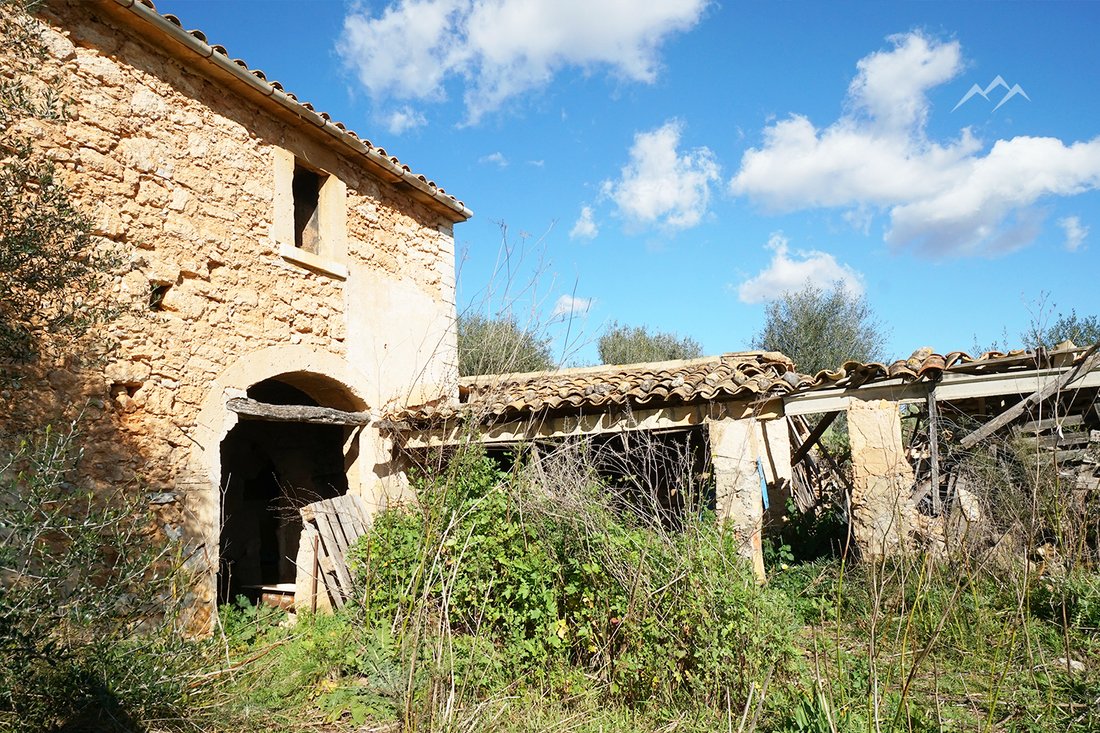 Finca in Binissalem, Balearic Islands, Spain 5 - 12346536