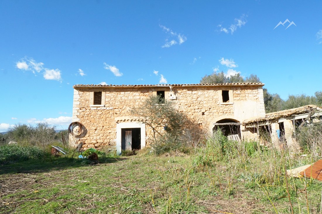 Finca in Binissalem, Balearic Islands, Spain 2 - 12346536