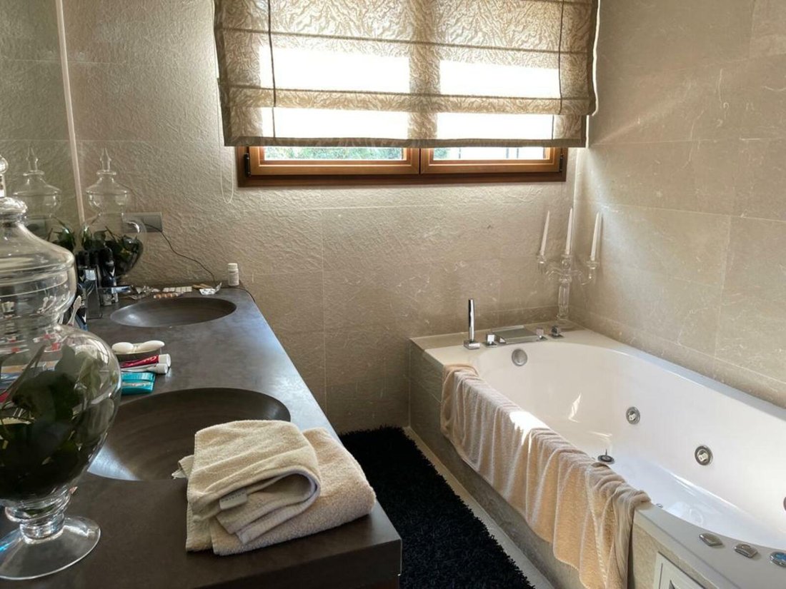 Villa in Puerto Banus, Marbella, Spain 5 - 12349189