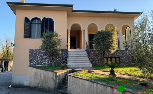 Villa in Segromigno in Monte, Capannori, Tuscany 1
