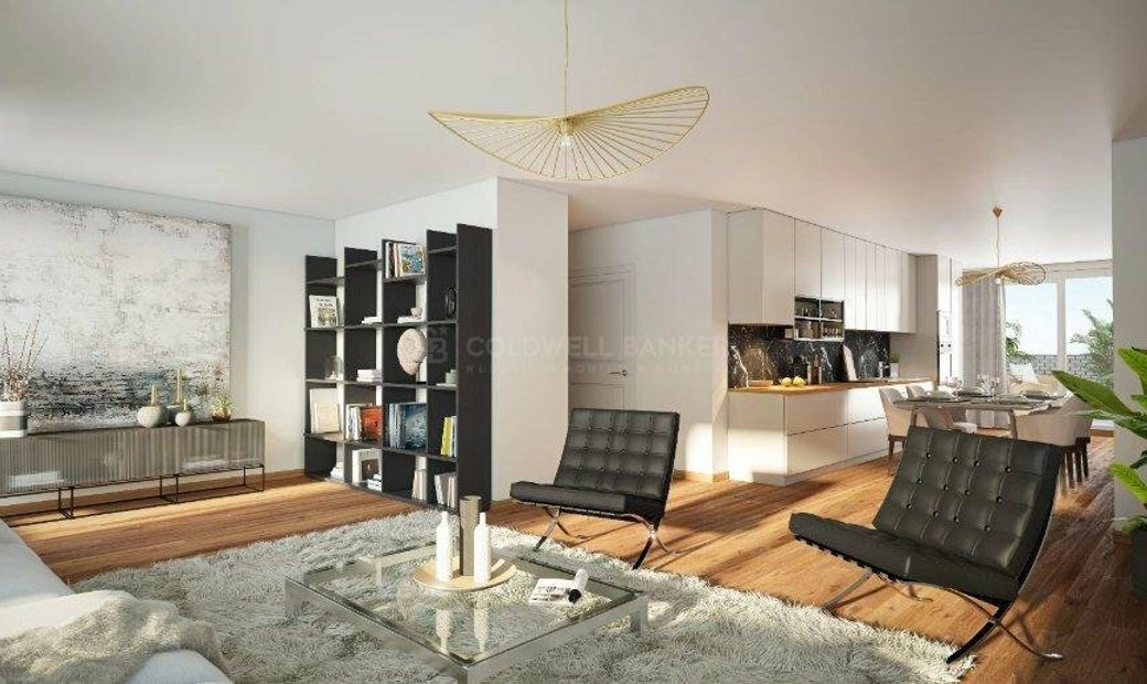 Bordeaux Apartment In Bordeaux, Nouvelle Aquitaine, France For Sale