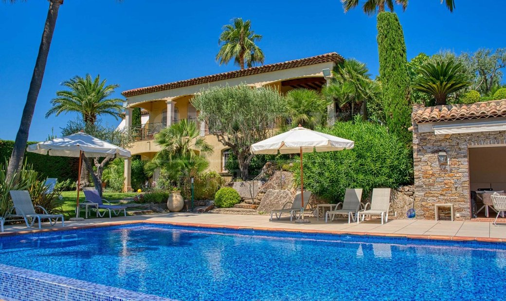 Grimaud Provençal House With 6 In Grimaud, Provence Alpes Côte D'azur, France For Sale (12350463)