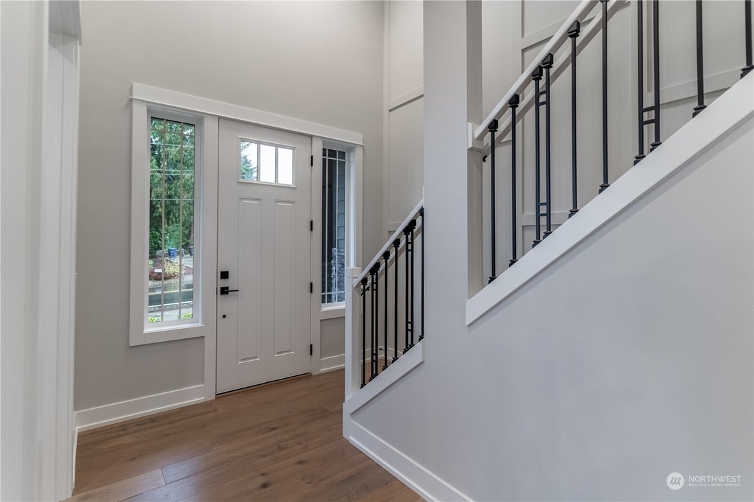 Northwest Contemporary Home In In Newcastle, Washington, United States