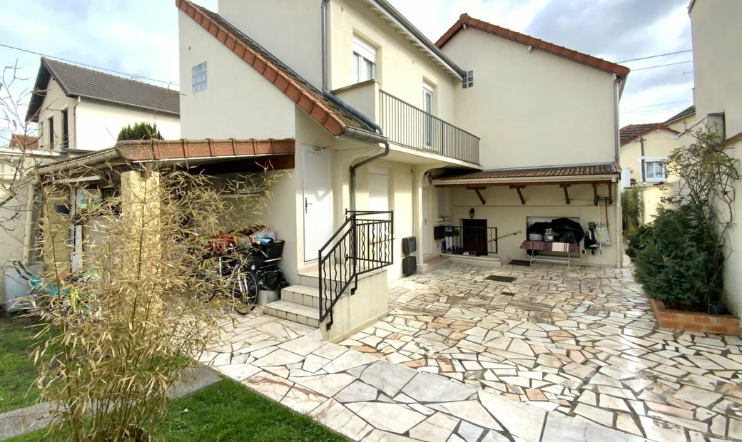 Les Pavillons Sous Bois House In Les Pavillons Sous Bois, île De France