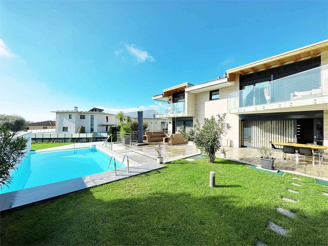Villa in Comano, Ticino, Switzerland 1 - 12347373