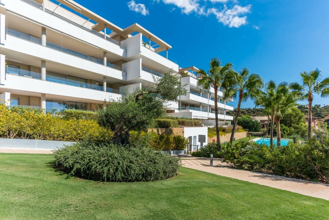 Apartment in Benahavis, Andalusia, Spain 1 - 12351425