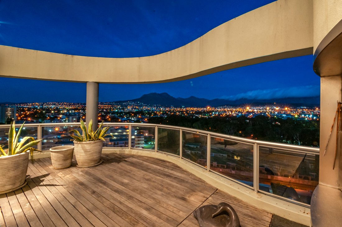 Luxury Living In The Sky In Cape Town, Western Cape, South Africa For