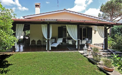 Villa in Campagnano di Roma, Lazio, Italy 1