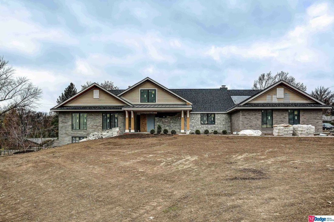 Thoughtfully Designed New Home In The In Omaha, Nebraska, United States