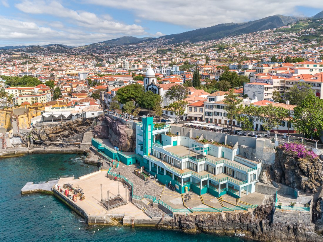 Incredible 5 Bedroom House In Funchal Madeira In Funchal, Madeira